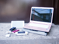 文京区 ノートパソコン×2・タブレット・ゲーム機・携帯電話×3 出張回収